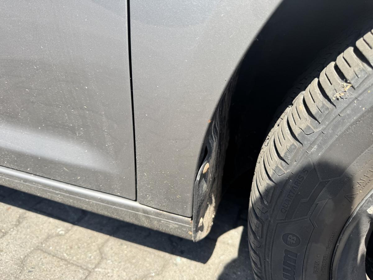 VW Touran 1T original Kotfl&uuml;gel vorn rechts LD7S Graumetallic Facelift Bj.2008